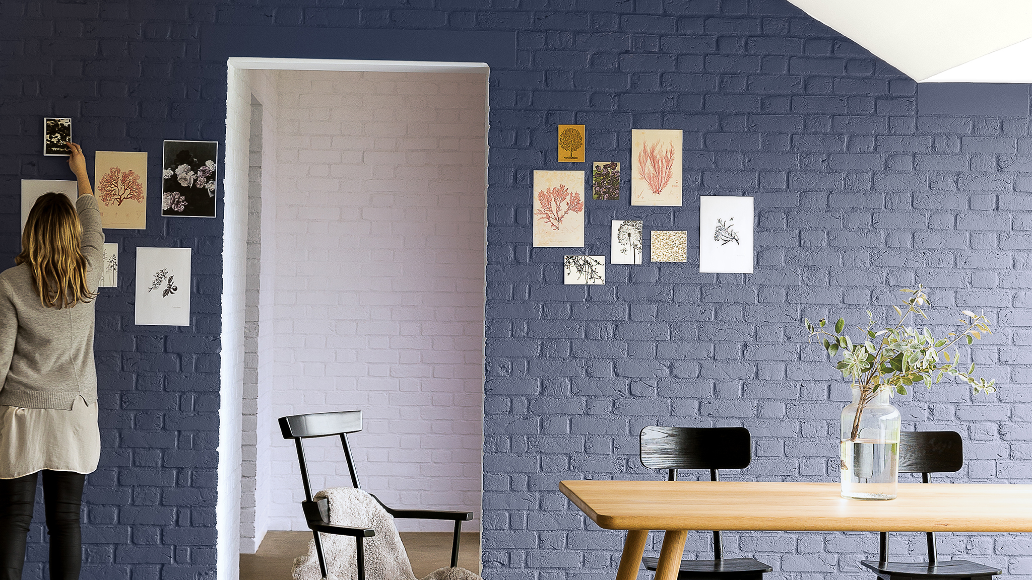 Brique peinte Apportez de la chaleur à votre loft et à votre architecture industrielle avec une combinaison de textures et de couleurs naturelles douces.