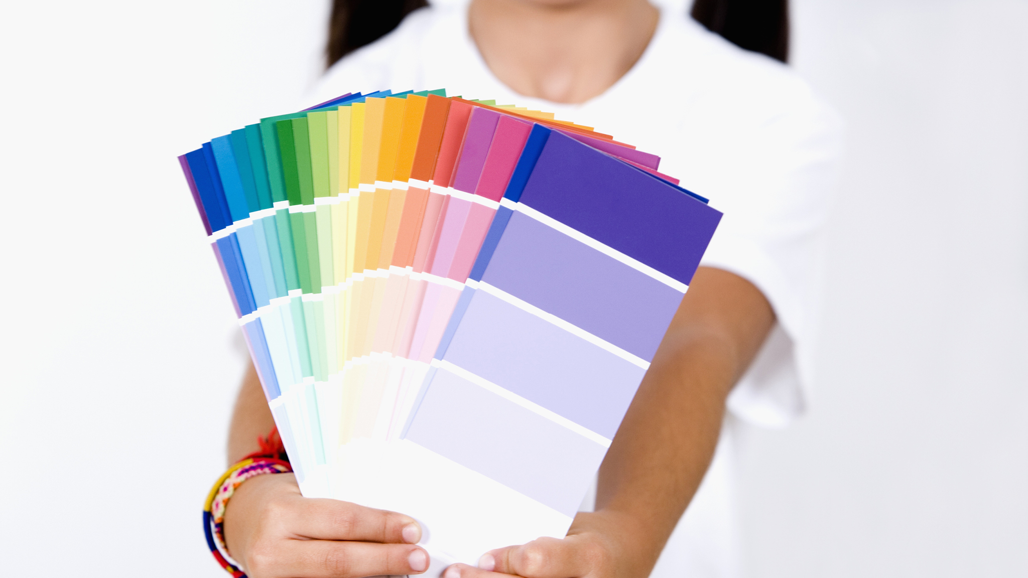 Aidez les enfants a choisir leur propre palette de couleur Impliquez vos enfants dans la décoration de leur nouvelle chambre et aidez-les à se sentir mieux dans leur espace lorsque vous emménagez dans une nouvelle maison.