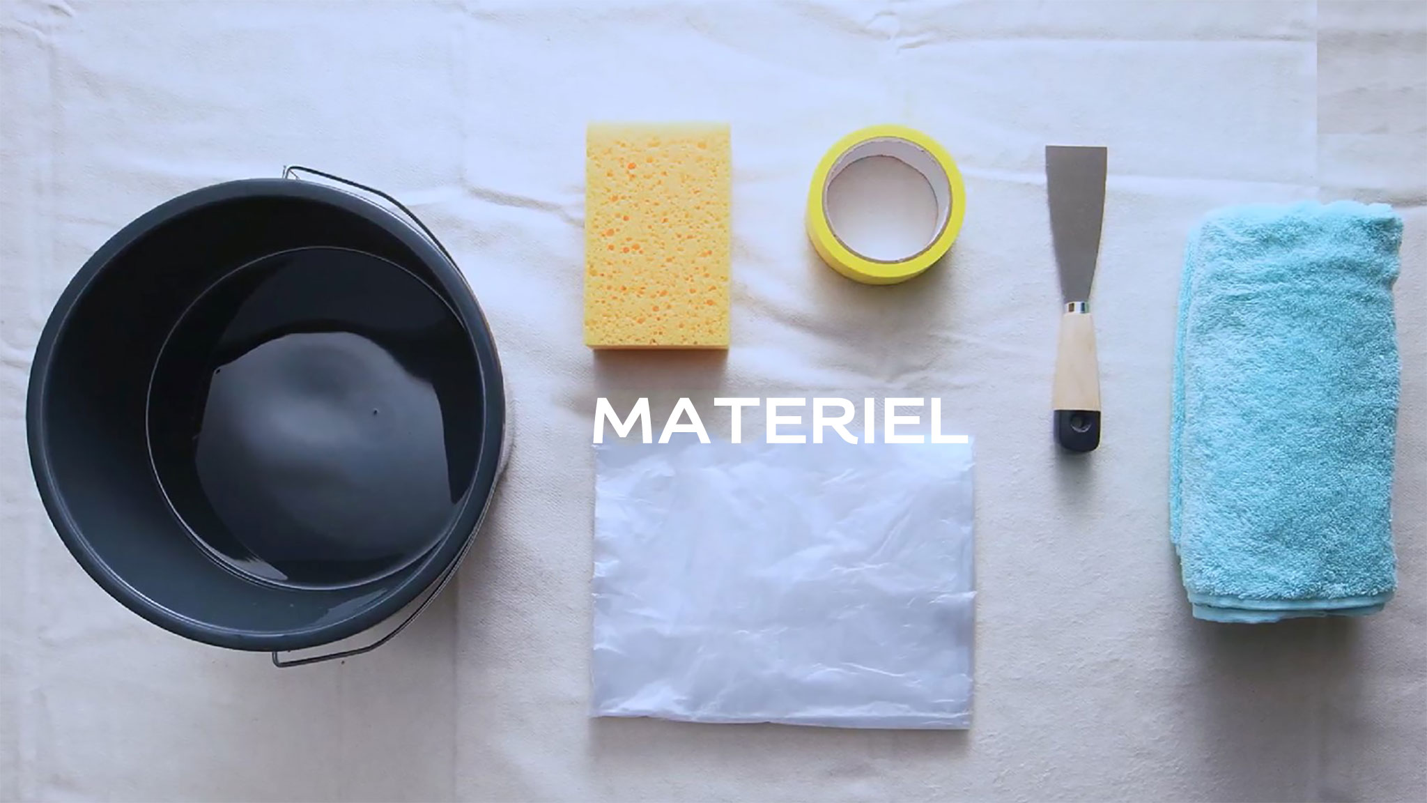 Matériel pour retirer du papier peint Matériel pour retirer du papier peint