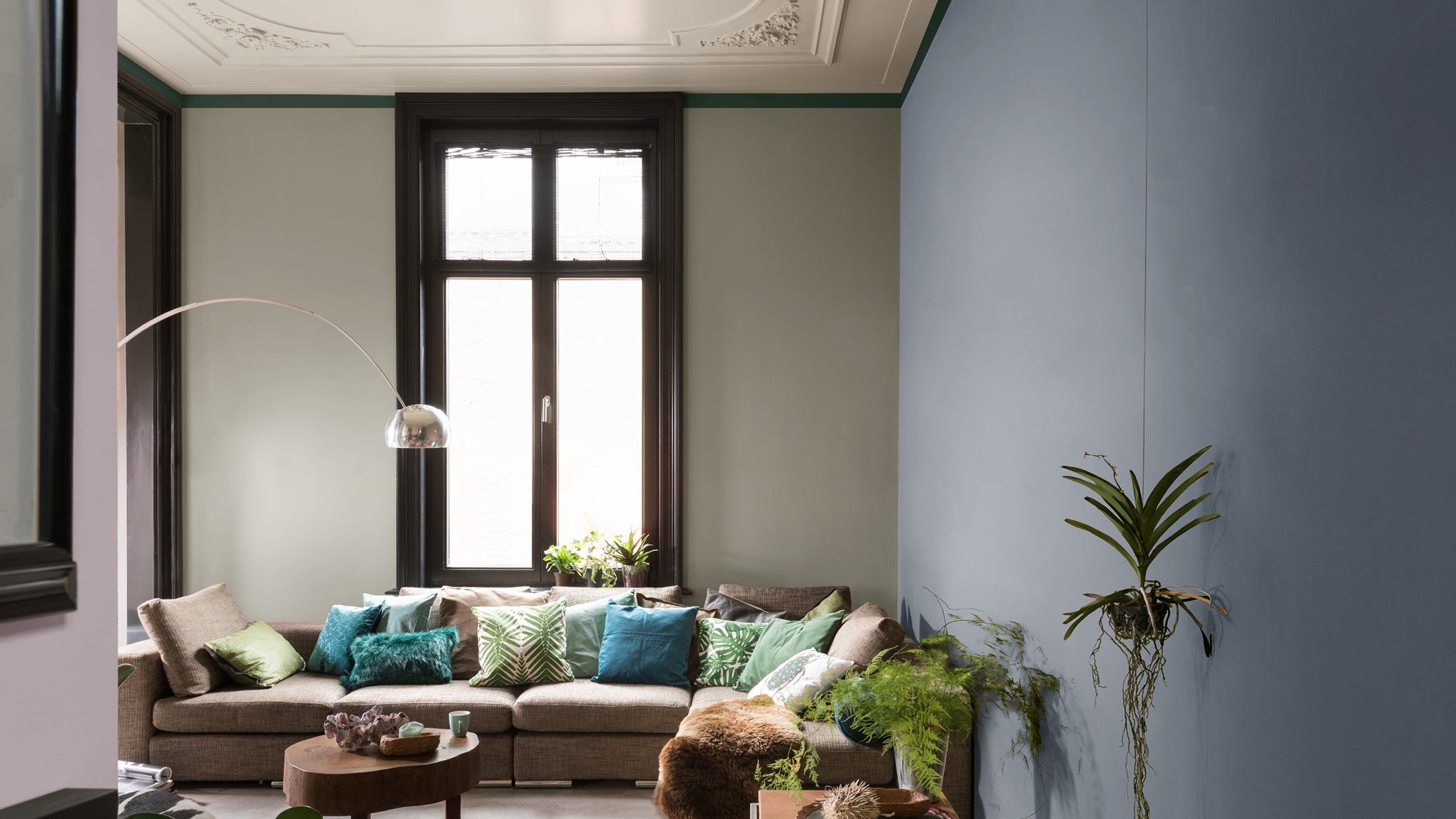 Un salon vert au naturel Trouvez le bon mélange des couleurs pour ajouter une touche d'intrigue romantique, sans toutefois surcharger votre intérieur.