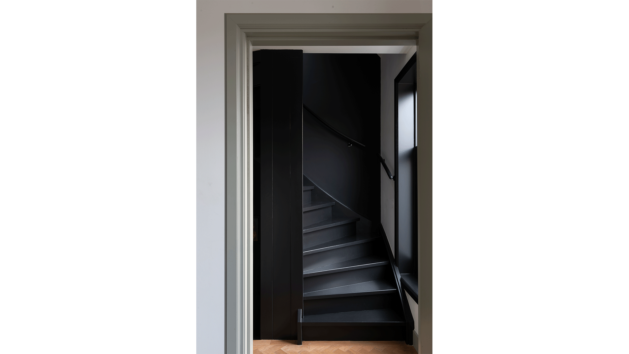 Peinture couleurs sombre Peinture couleurs sombre